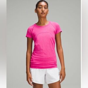 Lululemon - Swiftly tech tshirt - size 6